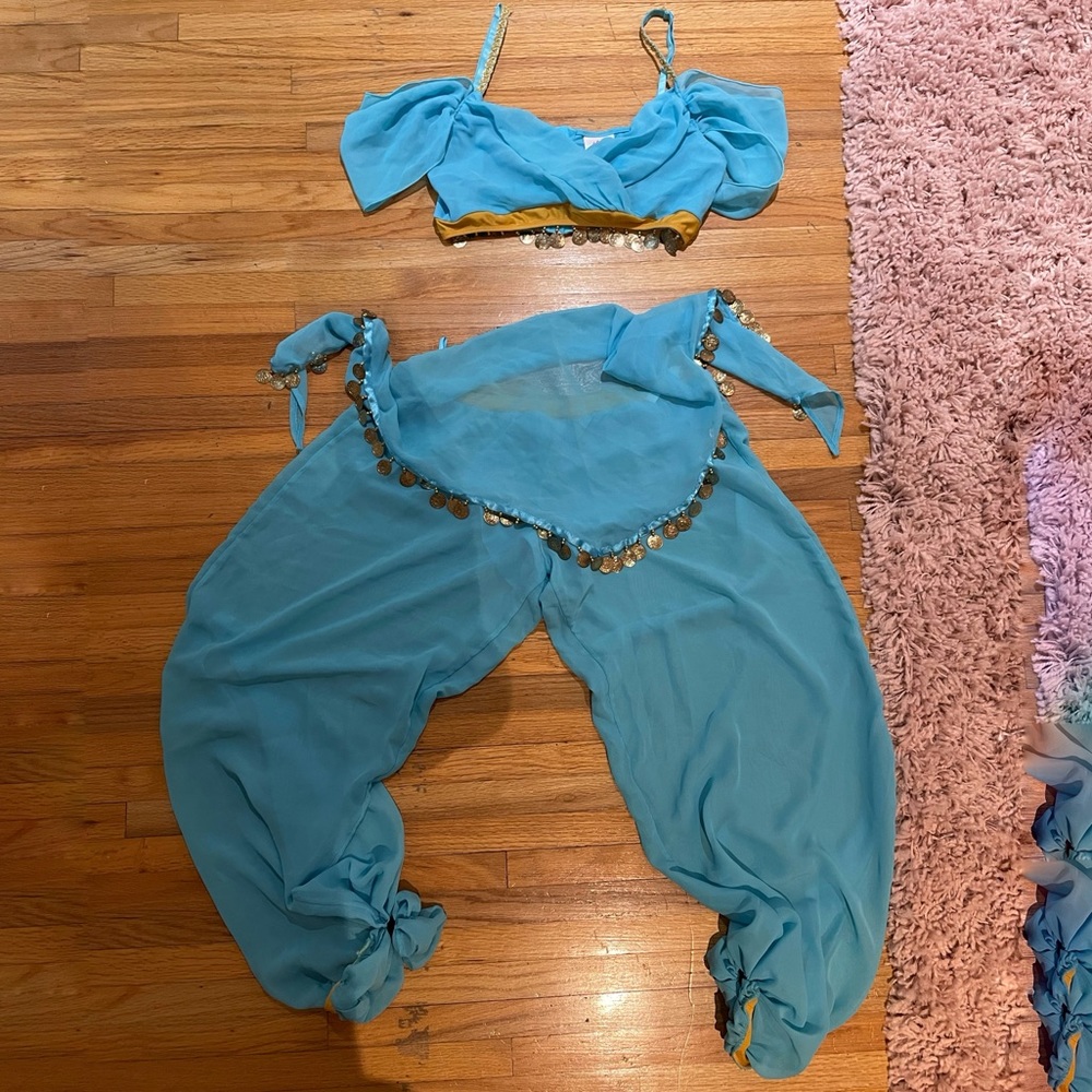 Jasmine Halloween Costume !💙🧞‍♂️